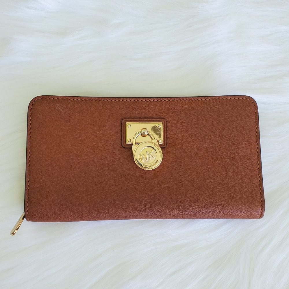 Michael Kors wallet